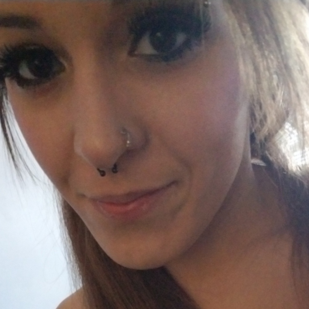 Meet your Posher, Christina